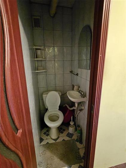 Apartament 3 camere decomandatStr. Uioara