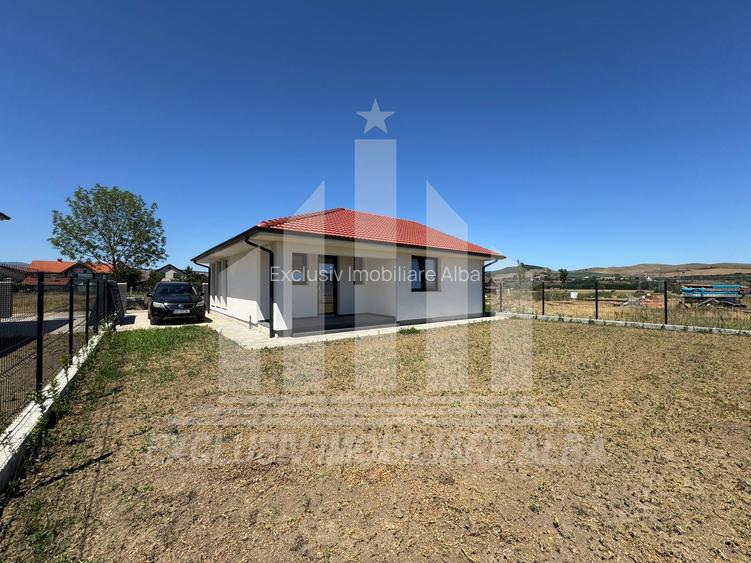Casa individuala | 85 mp | 355 mp teren | Toate utilitatile | Orizont - 10