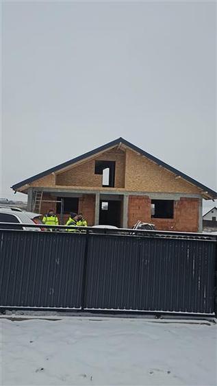 Casa individuala, noua, de vanzare in Miroslava - Ciurbesti