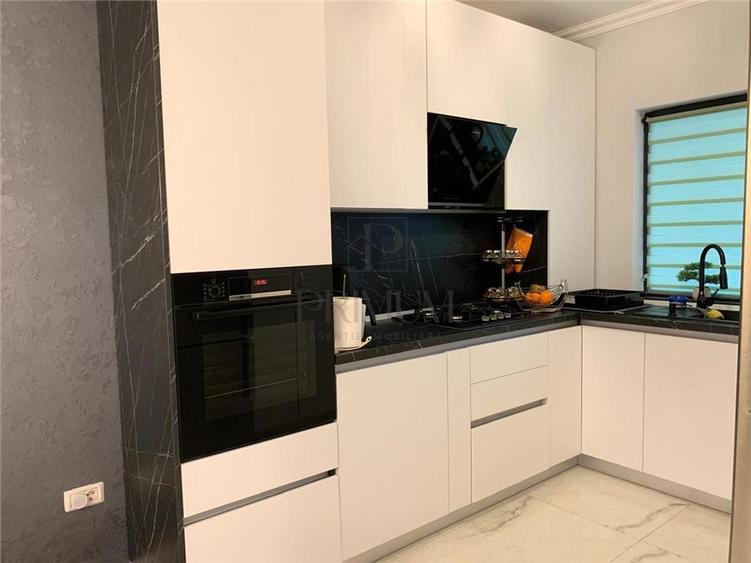 Duplex mobilat si utilat - toate utilitatile - acces facil - foisor+anexa