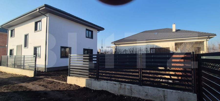 Casa individualacu suprafata de 145 mp utili, teren de 360 mp,situata in Jucu - 8