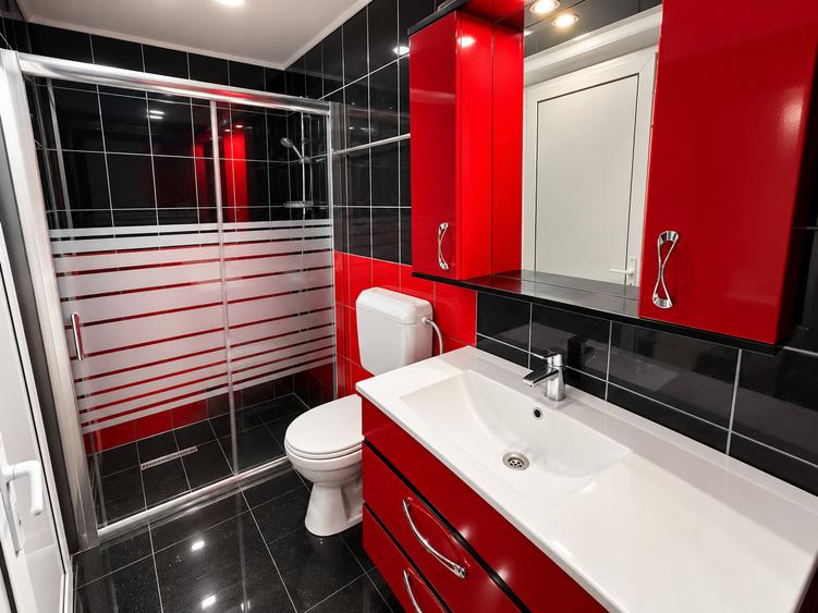 Casă individuală | Pe Colt | Teren 340 mp | 2 corpuri | Voluntari