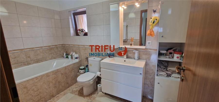 Casa tip duplex 3 camere de vanzare zona Micesti