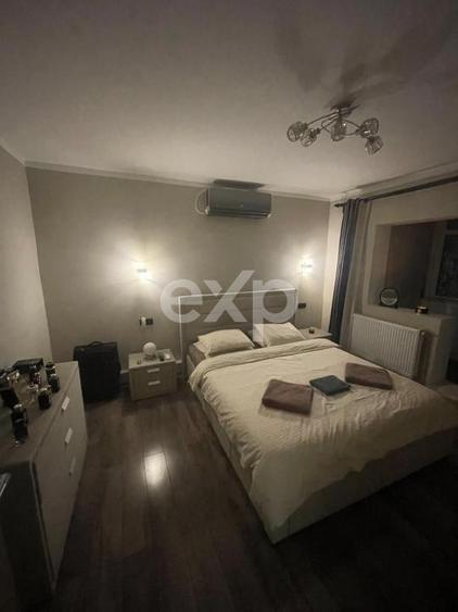 Apartament 3 Camere Decomandat, 80 mp, Etaj 2 - Zona Clubul Sportiv, Târgoviște
