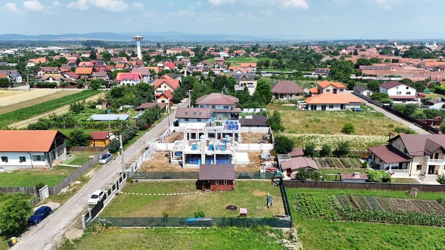 Teren intravilan 609 mp | Împrejmuit | Branșat la utilități | Prejmer