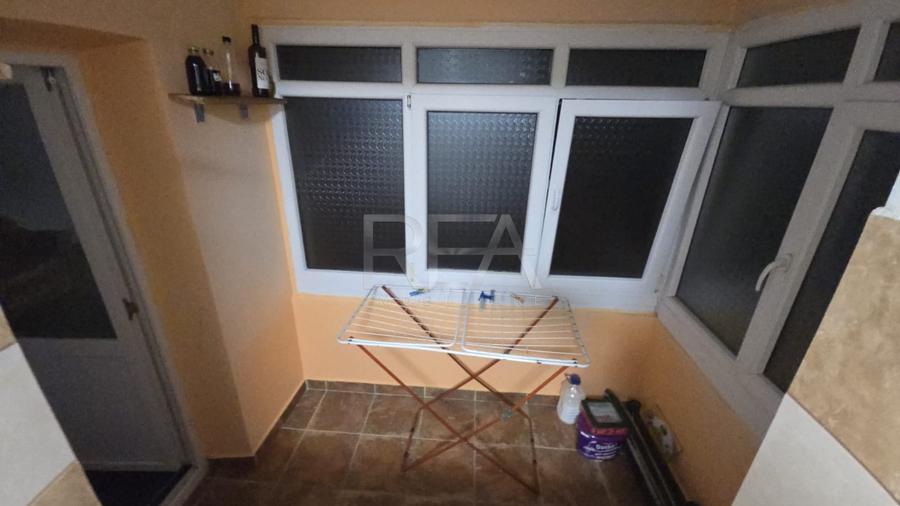 3 Camere Balta Albă | 62 mp | Metrou 1 Decembrie 1918 | Parcare |