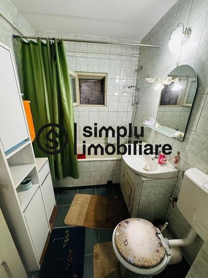 3 decomandate, centrala, 1 Mai - 110 000 Euro