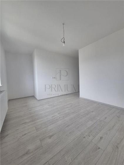 Casa insiruita - partea de margine - teren 90mp - toate utilitatile - zona excel