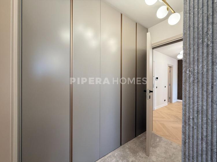 3 Camere ARQA Jollie Ville | Erou Iancu