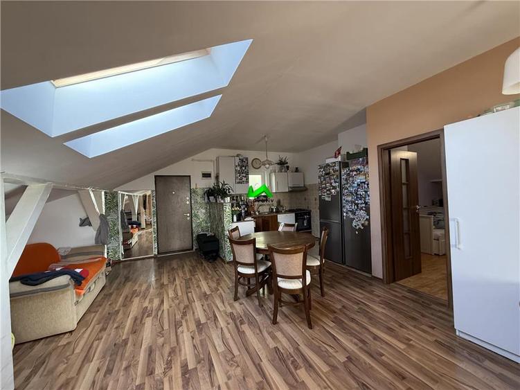 Apartament de vanzare 3 camere Selimbar Triajului