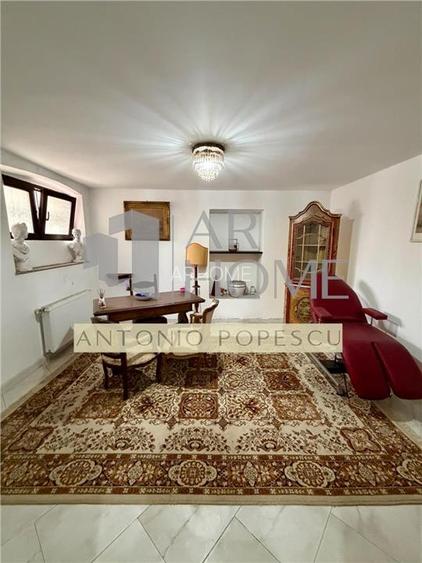 Casa 11 camere D+P,cu o arhitectura deosebita, ultracentral, Ploiesti. - 14