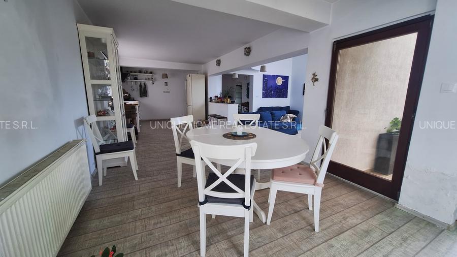 Pipera: Vila individuala cu 7 camere si teren de 500mp, renovata 2017!