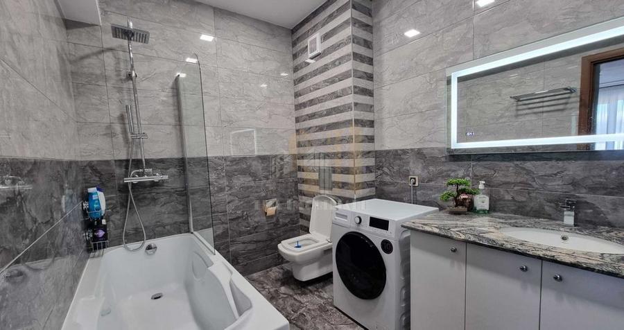 Apartament 2 camere decomandat Isaran Tractorul Brasov