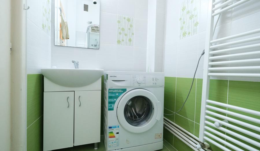 Oferta chirie 3 camere cu imbunatatiri in vila Dorobanti cu boxa si centrala
