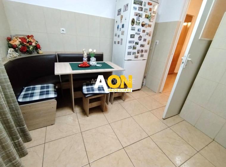 Apartament 3 camere, 68 mp utili, Cetate, zona Piata Cetate - 3