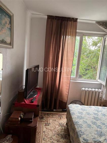 Vanzare Apartament 2 Camere Decomandat Sos.Berceni - 4
