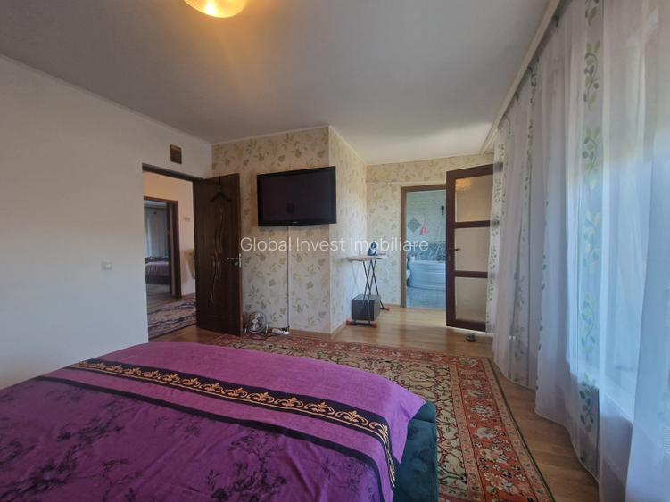 Valu lui Traian- Vila P+1, 4 camere, garaj, terasa, teren 716mp-260.000e neg - 49