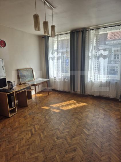 Casa cu potential excelent | Centru Istoric | Curte proprie | Garaj - 4