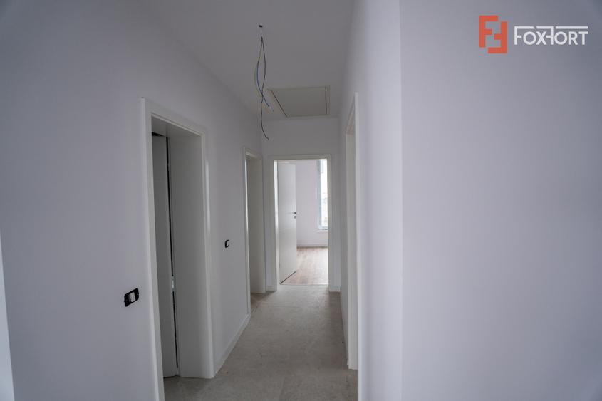 Casa individuala cu 4 camere de 107 mp, zona Giarmata