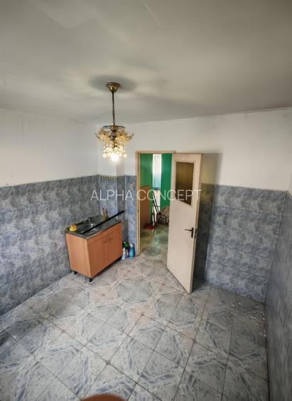 4 Camere, Decomandate Etaj Intermediar - 8