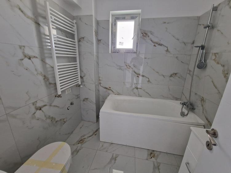 Apartament 3 camere decomandat* strada privata * mutare rapida