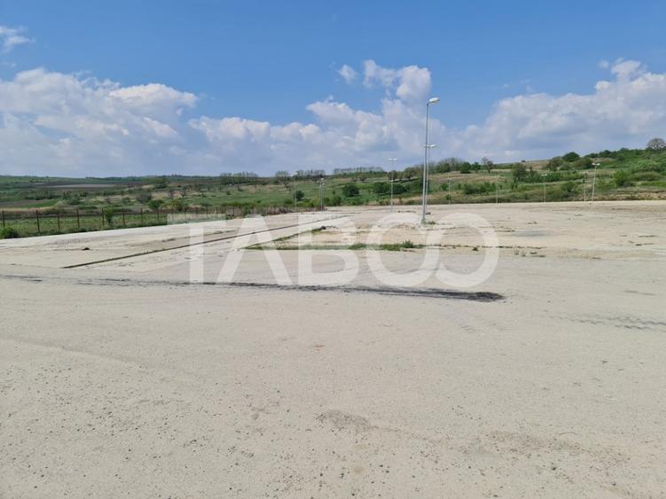 Teren industrial intravilan de vanzare la 3 km de autostrada