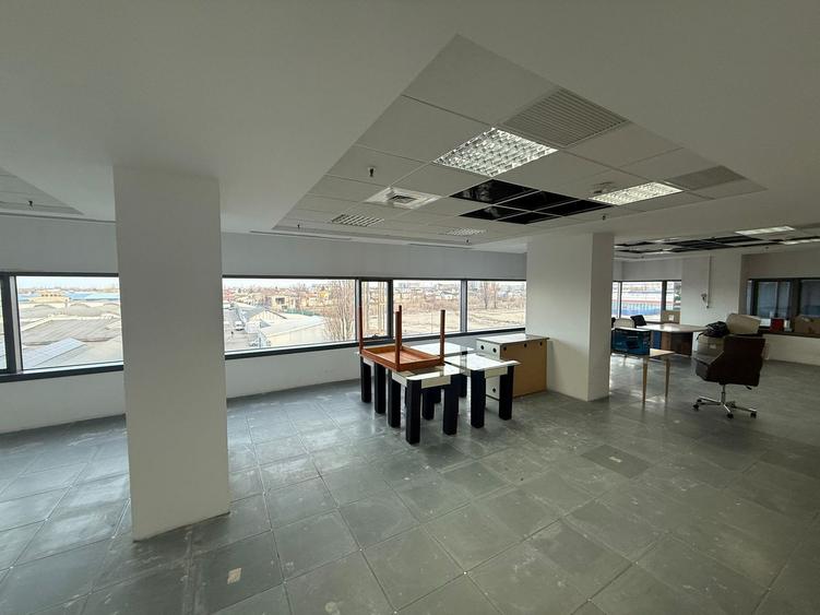 Spațiu de birouri de închiriat – 327,7 mp | Etaj 3 | Open Space