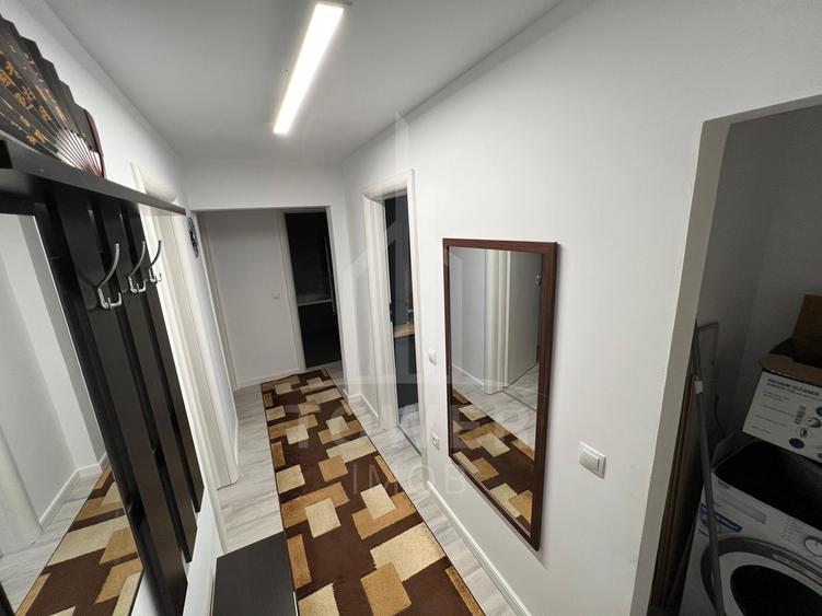 Apartament 3 camere | zona Cedonia
