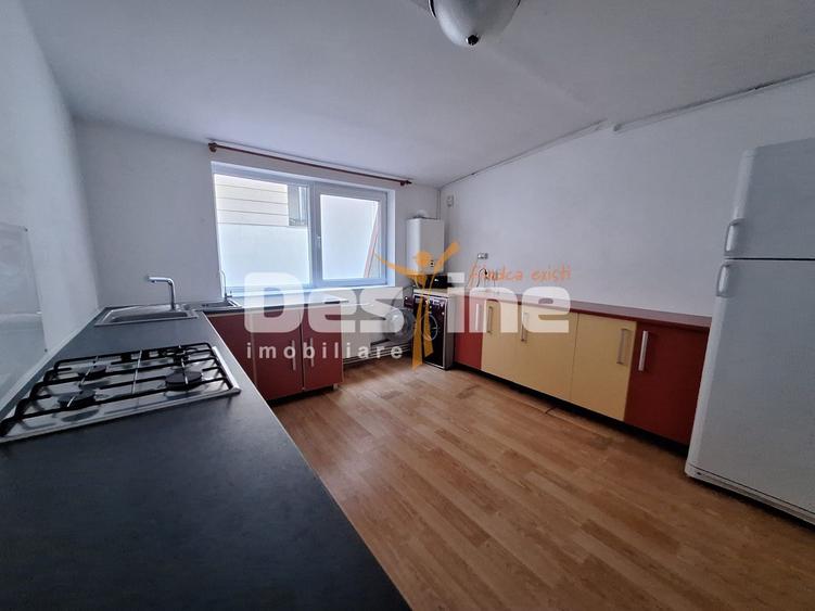 Apartament 3 camere – Splaiul Unirii Apartament cu 3 camere situat în