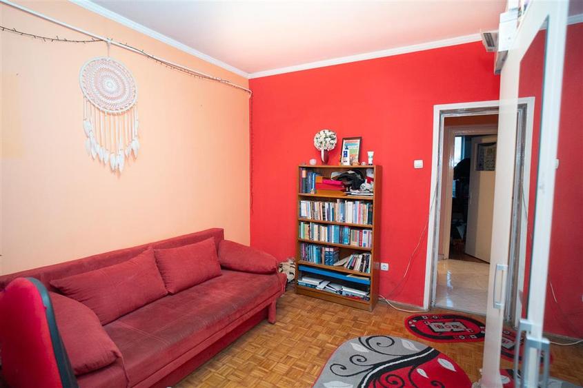 Apartament cu 3 camere, Bld Dacia