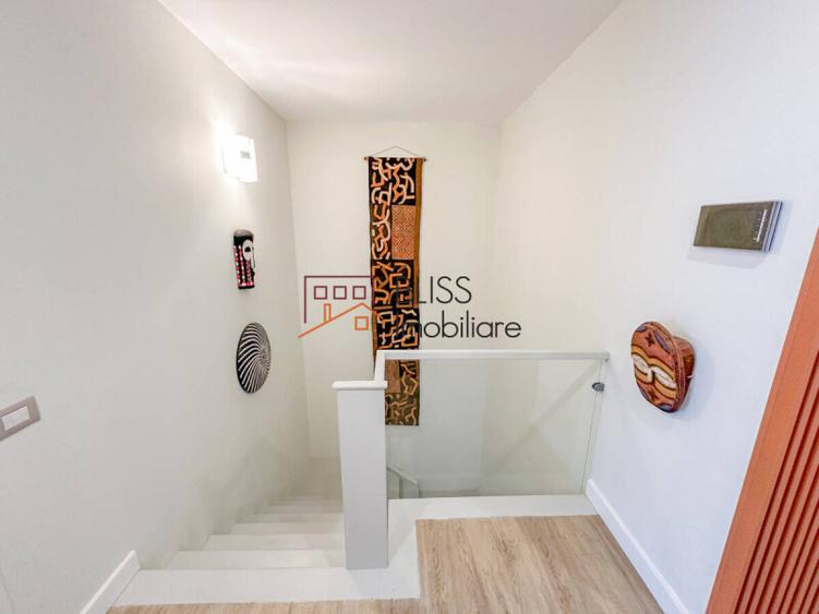 Duplex de Lux cu Grădină Privată și Parcare
