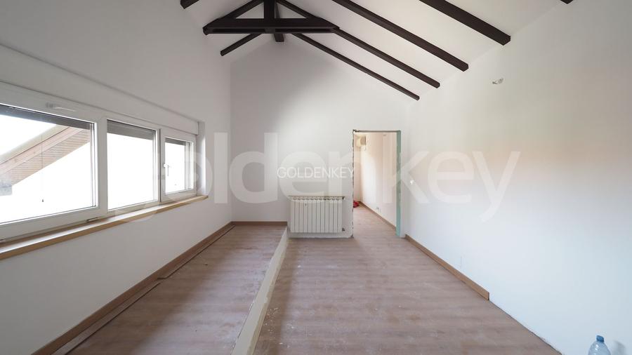 Vilă cu 6 dormitoare | cartier rezidential langa padure - 16