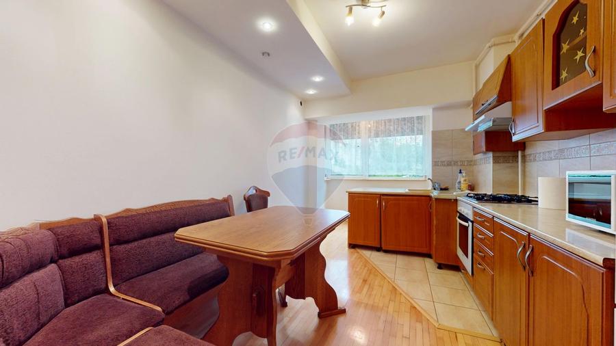 De închiriat: Apartament 3 camere – Str. Nicopole, Brașov
