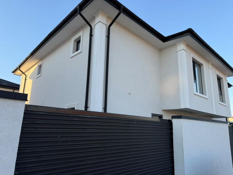 Vanzare Duplex P+1+Pod /4 camere/str Celofibrei-Crisul Repede