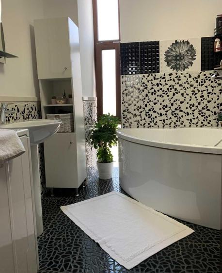 Apartament 3 camere Lux in Bloc Nou zona 13 Septembrie