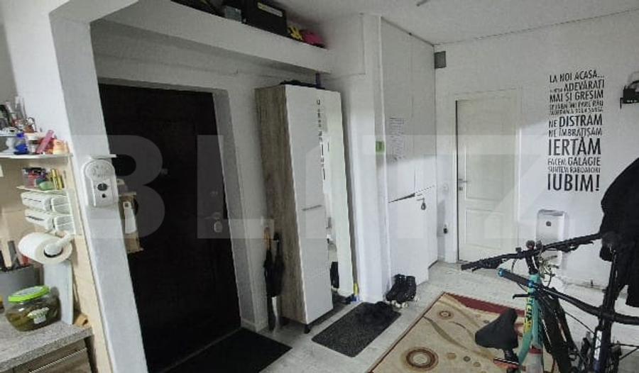 Apartament cu 3 camere, zona Porii