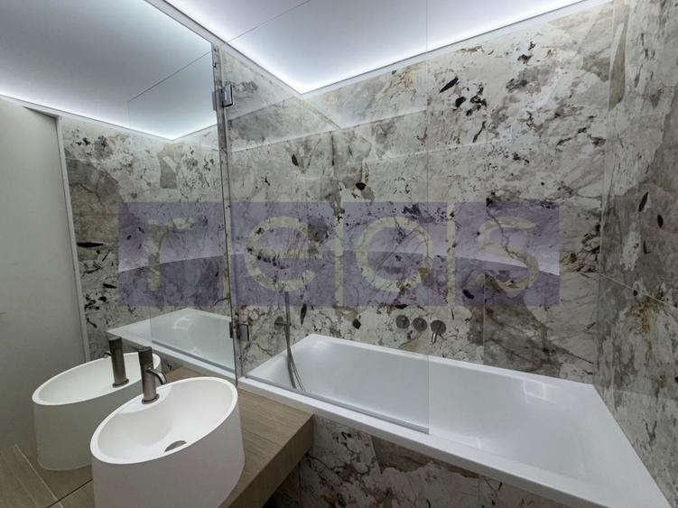 VANZARE APARTAMENT 80MP | 3 CAMERE | MOBILAT-UTILAT LUX | TERASA 24MP
