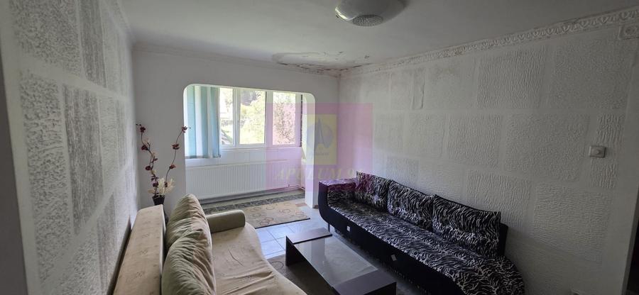 Apartament cu 2 camere de vanzare in Sinaia