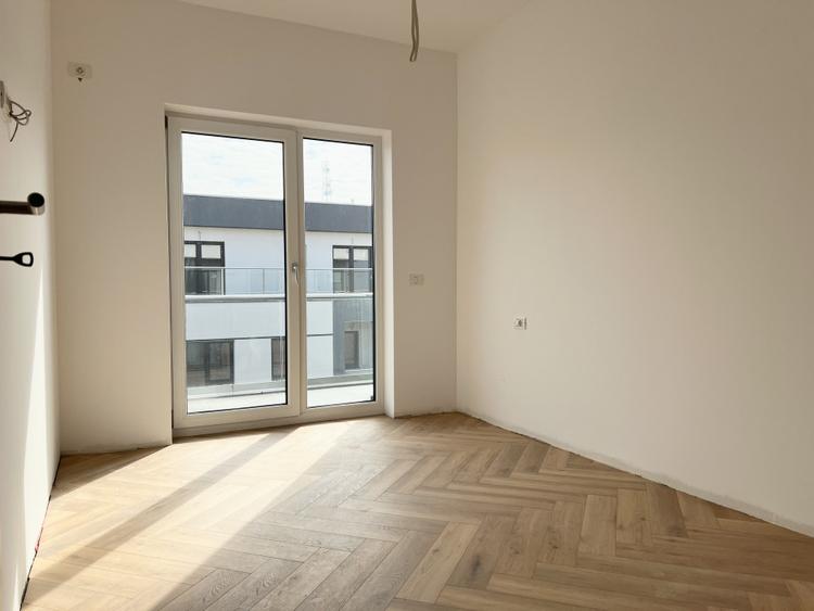 Penthouse 3 Camere, 82mp Utili,2 Locuri Parcare in CF-Torontalului