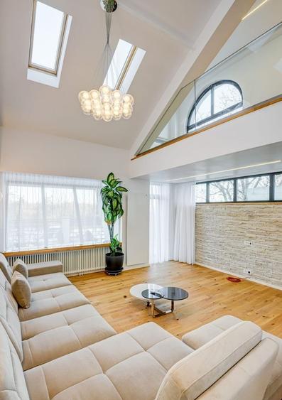 Vila superba – Smart Home pe malul lacului Buftea | 25 min de București