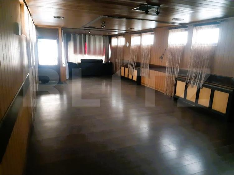 Spatiu comercial 200 mp | Ultracentral | Dotari HoReCa | Apartament la etaj