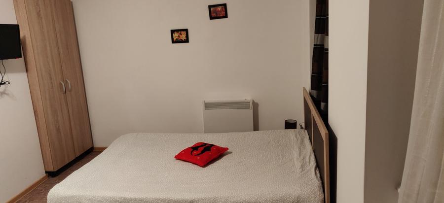 Vand casa tip Vila cu 16 cam.