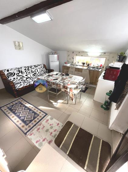 CASĂ cu teren intravilan 800 mp PIATRA-NEAMȚ