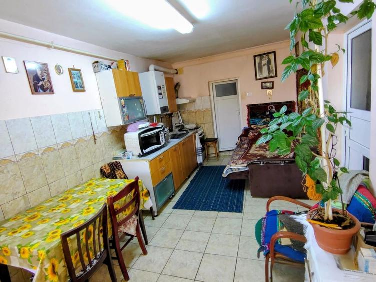 Casa unifamiliala 120 mp utili, cu 477 mp teren, garaj, Dambul Rotund