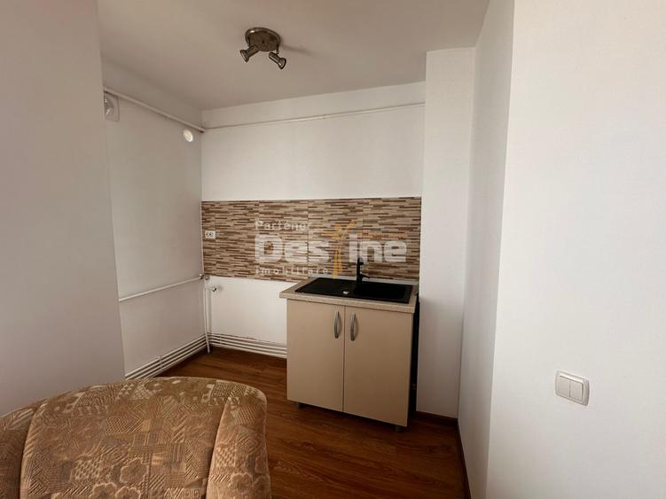Garsoniera de vanzare 26.000€  zona Darmanesti