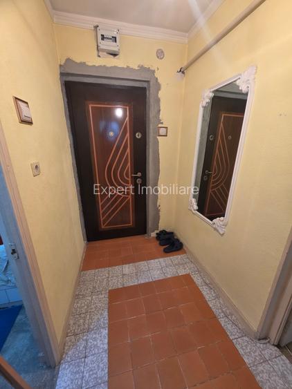 Apartament 1 camere Calarasi 4, etaj 1 - 5