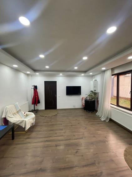 Casa de Vanzare cu teren spatios,zona Pantelimon-Delfinului,langa Mega Mall&Lac;