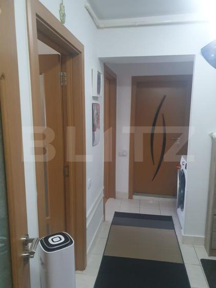 Apartament cu 2 camere, 68 mp, Centrul Civic, zona Grivitei