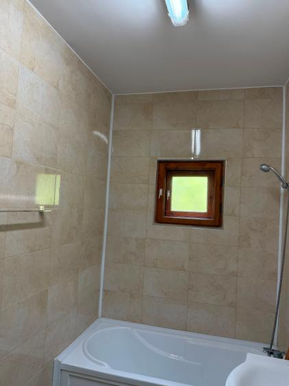 Vila Breaza 210MP ,  finisaje bune, , aproape de DN1 , fara poluare fonica