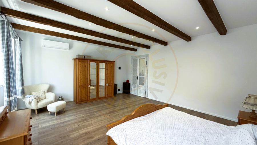 Casă Centrală 5 camere, Str. Andrei Mureșanu - Carei